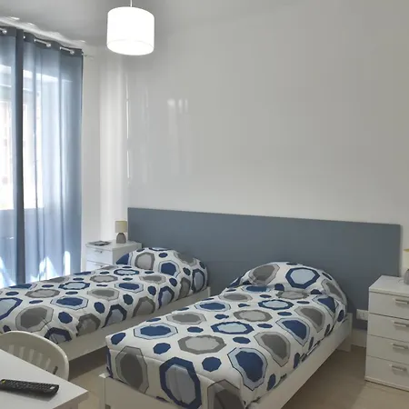 Apartment Dimora Del Viaggiatore *